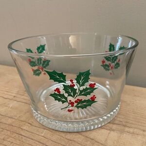 Vintage Christmas Holly Indiana Glass Bowl or Ice Bucket